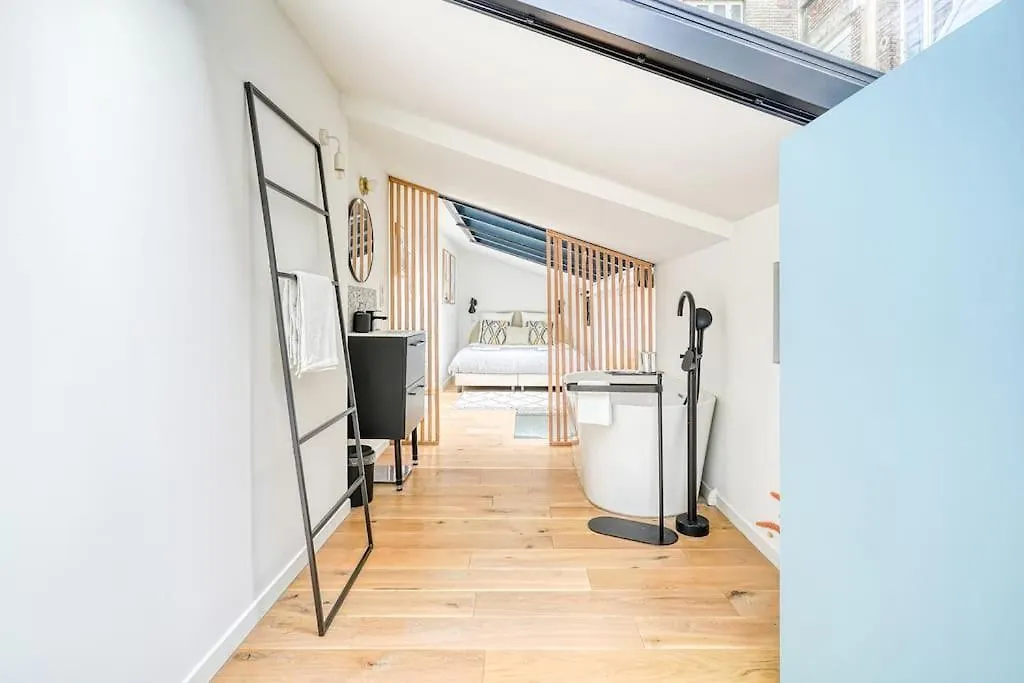 Magnifique Loft Lumineux Paris Alesia Apartamento 0*,  França